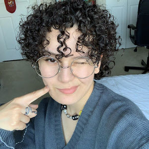 Meet your Posher, Karina